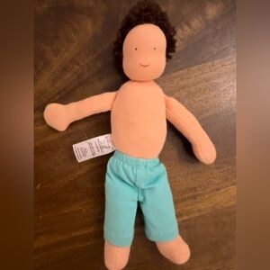 LOVEVERY Baby Avery Gender Neutral Plush Doll 9“ Montessori Organic Cotton